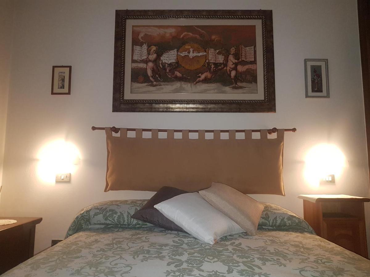 グロッタンマーレ La Casa Blanca Bed & Breakfast エクステリア 写真